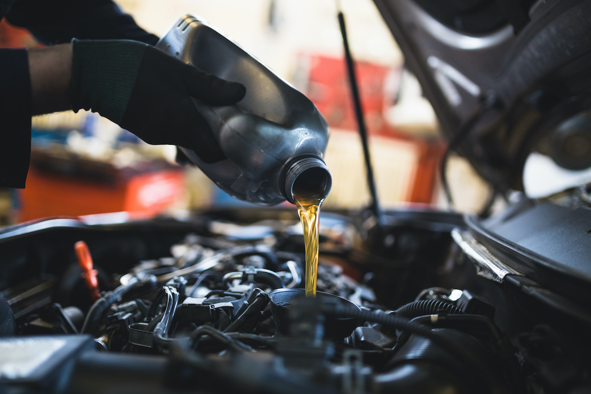 3 Common Signs It’s Time for An Oil Change 